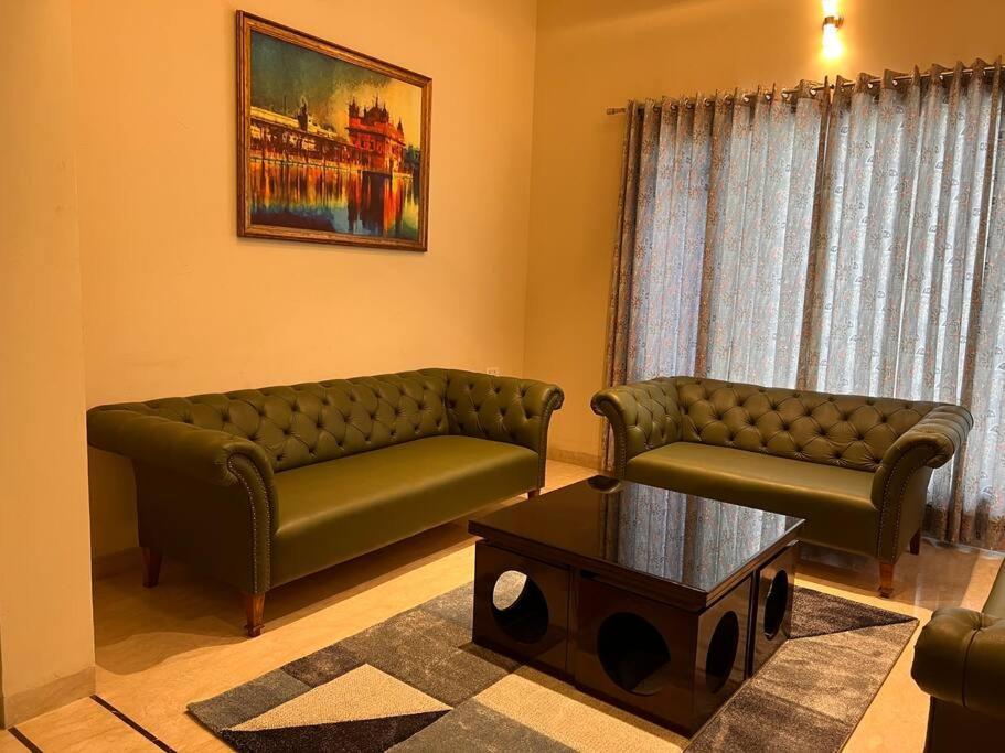5Bhk Home Away From Home At Ranjit Avenue Амритсар Экстерьер фото